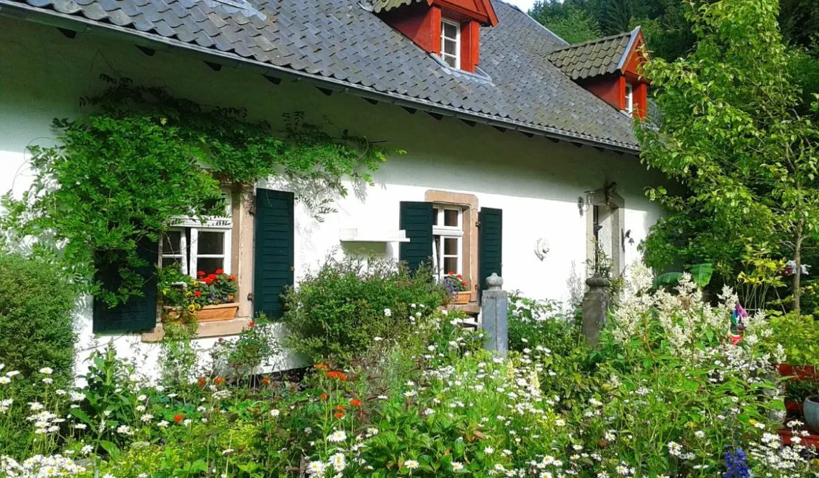 maison avec jardin non atteint